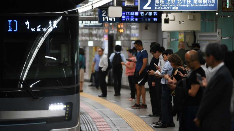 Zwei Verletzte bei S&auml;ureangriff in U-Bahn-Station in Tokio