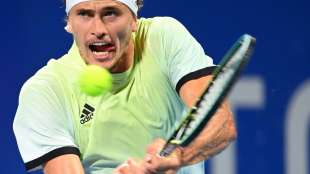 Zverev schl&auml;gt Djokovic und hat Olympia-Silber sicher