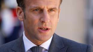 Macron äußert sich in Gespräch mit Putin "sehr besorgt" über Nawalnys Gesundheit