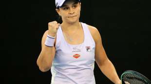 Barty in Melbourne mit Mühe in Runde drei