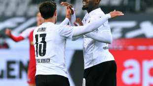 Thuram trifft doppelt: Gladbach bricht auch daheim den Bann