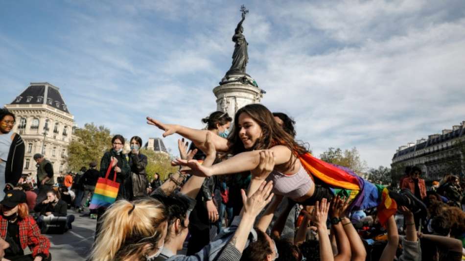 Frankreich öffnet künstliche Befruchtung für alle Frauen