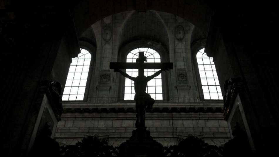 Ermittlungen nach Pariser Ostermesse ohne Masken und Abstand