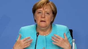 Merkel: Gehen von einem oder mehreren Selbstmordanschl&auml;gen in Kabul aus