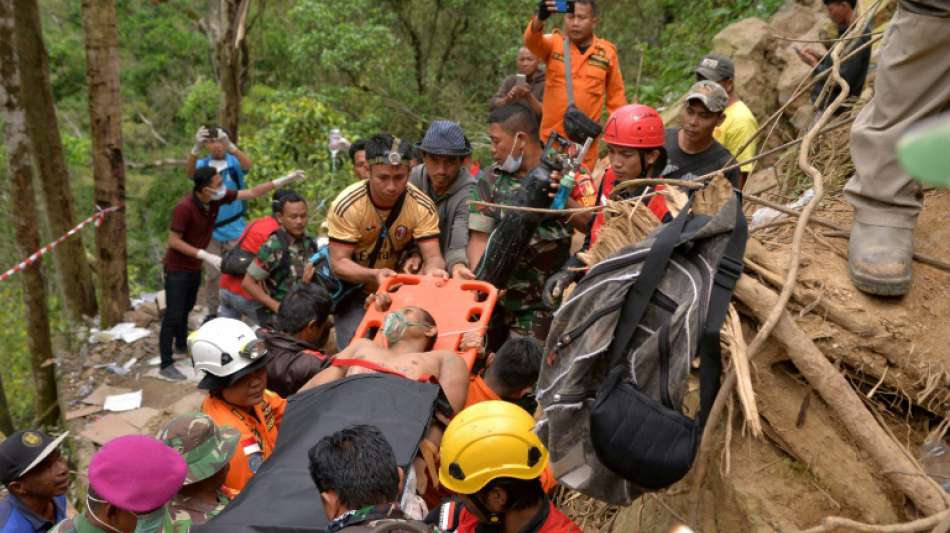 Neun Menschen bei Erdrutsch in illegaler Goldmine in Indonesien getötet