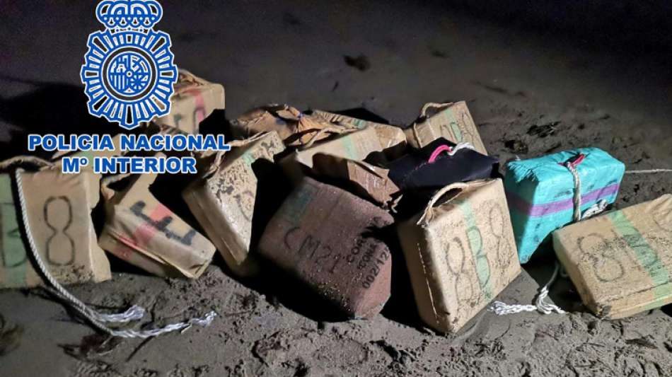 Drogenschmuggler retten Polizisten nach Verfolgungsjagd aus dem Meer