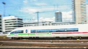 Nur drei Viertel aller Fernverkehrsz&uuml;ge der Bahn waren 2021 p&uuml;nktlich