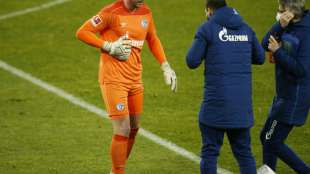 Angebrochene Rippe: Schalkes Torhüter Fährmann fällt vorerst aus