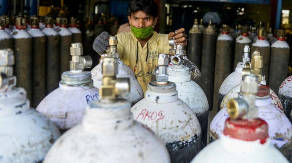 Indische Krankenhäuser senden Hilferufe wegen fehlenden Sauerstoffs
