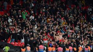 Wembley-Randale: Ungarns Verband sperrt "mehrere T&auml;ter"