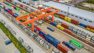 Chinas Importe legen im März um fast 40 Prozent zu 