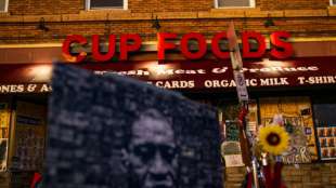 Gericht wertet in Floyd-Prozess Körperkameras beteiligter Polizisten aus