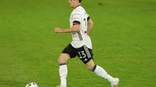 Flick &uuml;berrascht bei Heimpremiere mit Hofmann