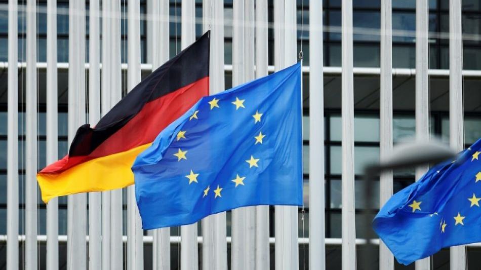 EU: Politiker nahmen in Trauerakt Abschied von Helmut Kohl (87