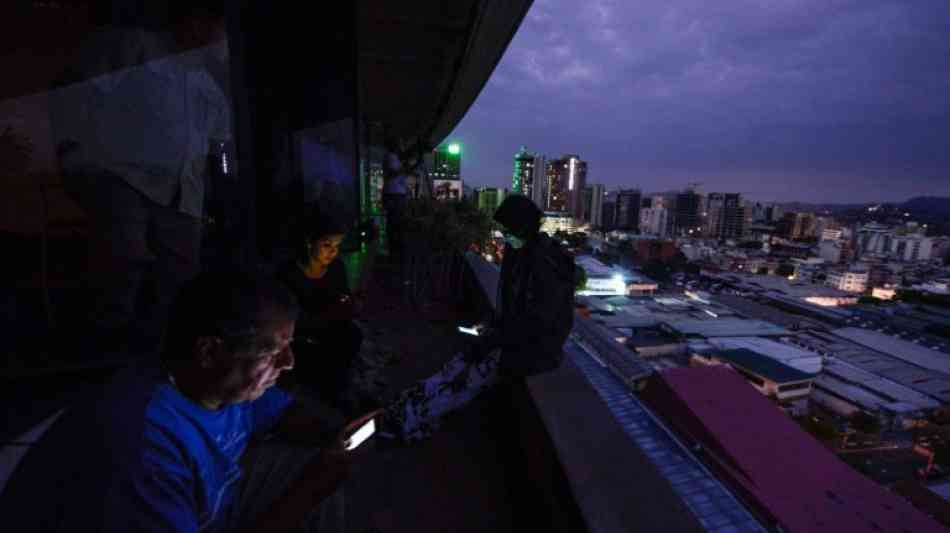 Riesiger Stromausfall stürzt Venezuela in Dunkelheit