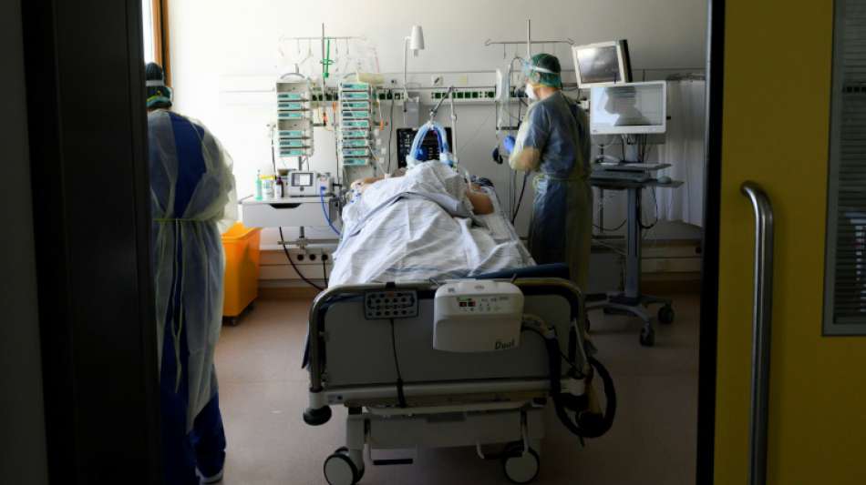 Mehr als drei Millionen Corona-Infektionen in Deutschland seit Pandemie-Beginn