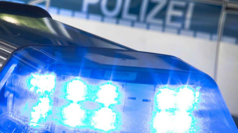 Zwei lebensgefährlich Verletzte nach Streit zwischen größeren Gruppen in Bochum