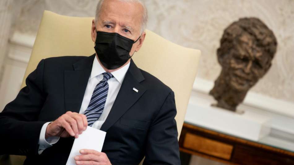 US-Pr&auml;sident Biden hebt Mindestlohn f&uuml;r Vertragsarbeiter der Regierung an
