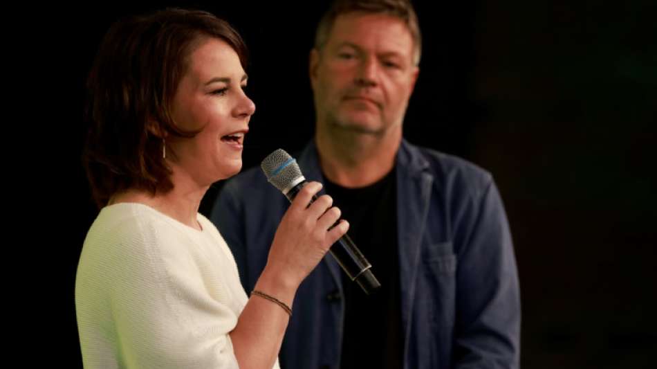 Gr&uuml;ne wollen in Dreiergespr&auml;che mit SPD und FDP einsteigen 