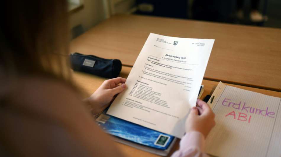 Debatte um Abiturprüfungen trotz Pandemie