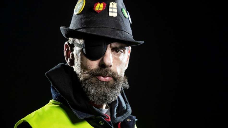 Augen-Verlust von "Gelbwesten"-Aktivist hat juristische Folgen für Polizisten