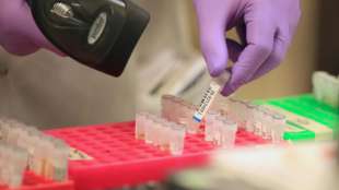 Pharmariese Roche: US-Behörden geben grünes Licht für neuen Coronatest