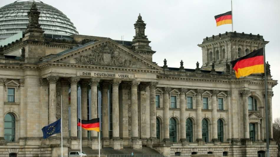 Bundestag entscheidet über Gesetz für beschleunigten Netzausbau