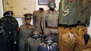 Brasilianische Polizei findet riesige Nazi-Sammlung in Wohnung eines Verd&auml;chtigen
