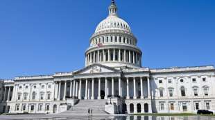 US-Senat verabschiedet Bidens gewaltiges Infrastrukturpaket 