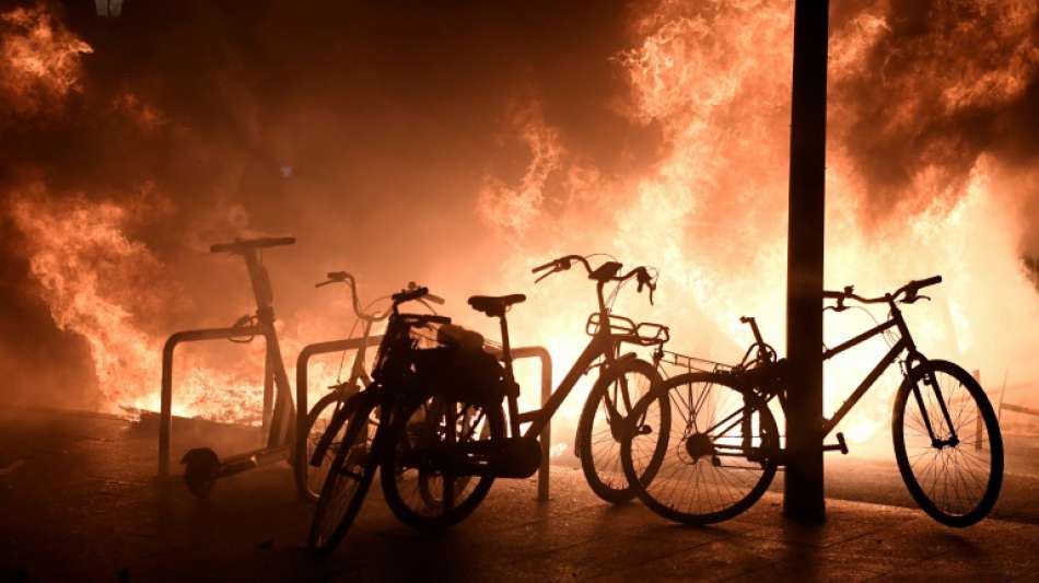 Mehr als 50 Festnahmen bei Protesten gegen Verhaftung von Rapper Has&eacute;l in Spanien