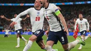 England schreibt Geschichte und will den Titel - Dänemarks Reise endet