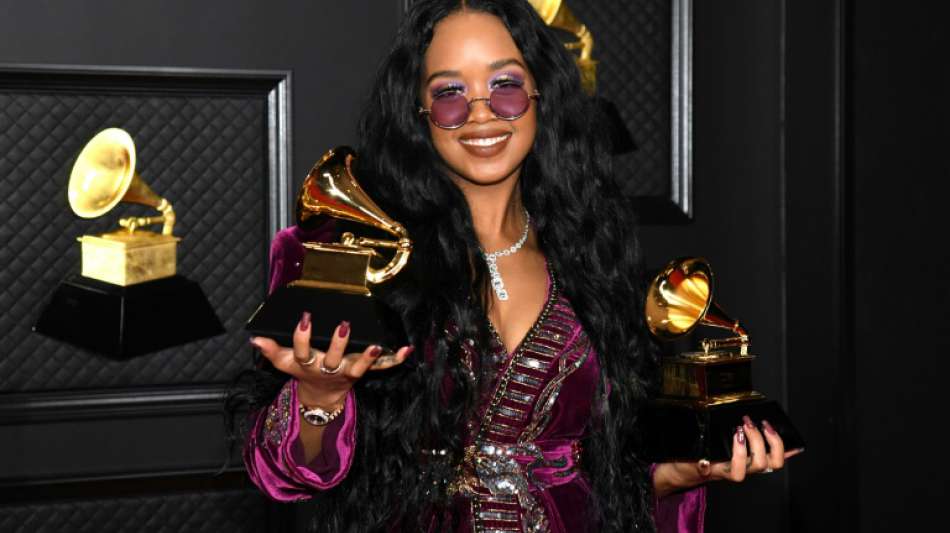 H.E.R. gewinnt mit Anti-Rassismus-Titel Grammy f&uuml;r besten Song des Jahres