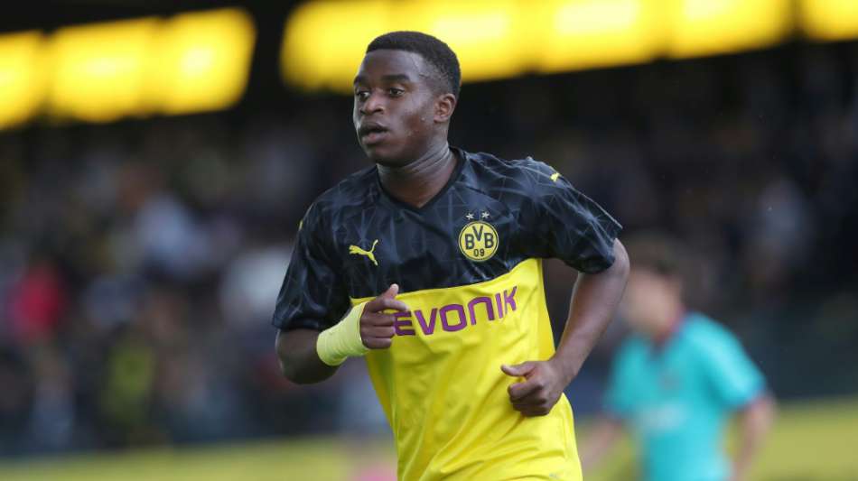 Bild: BVB-Supertalent Moukoko darf mit Profikader trainieren