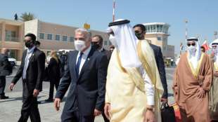 Israel treibt mit offiziellem Besuch in Bahrain Normalisierung der Beziehungen voran