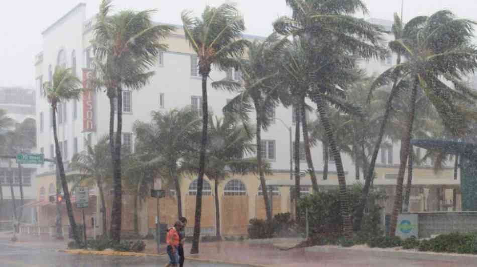 Hurrikan "Irma" trifft mit voller Wucht auf Florida