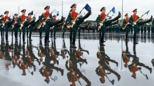 Russland und Belarus starten riesiges Milit&auml;rman&ouml;ver Sapad-2021