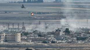 Aktivisten: Zehn Tote bei türkischem Luftangriff auf zivilen Konvoi in Syrien