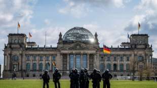 Oppositionspolitiker dringen auf besseren Schutz der Wahl vor Cyberattacken