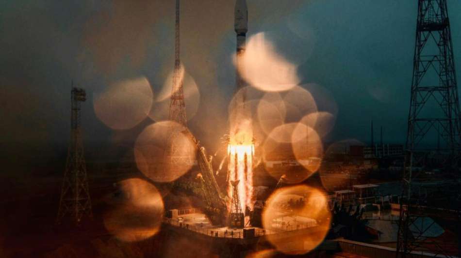 Russische Sojus-Rakete bringt 38 ausl&auml;ndische Satelliten ins All