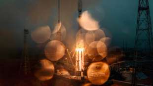 Russische Sojus-Rakete bringt 38 ausländische Satelliten ins All