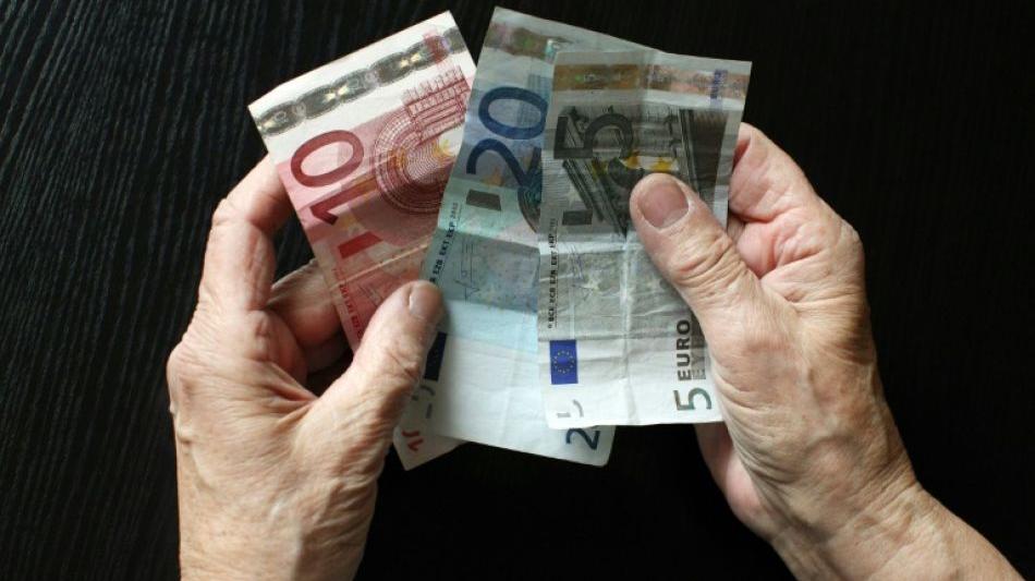 Sozialausgaben auf 918 Milliarden Euro gestiegen