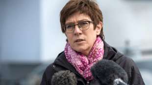 Kramp-Karrenbauer: Entgleisungen von Soldaten gef&auml;hrden Deutschlands guten Ruf
