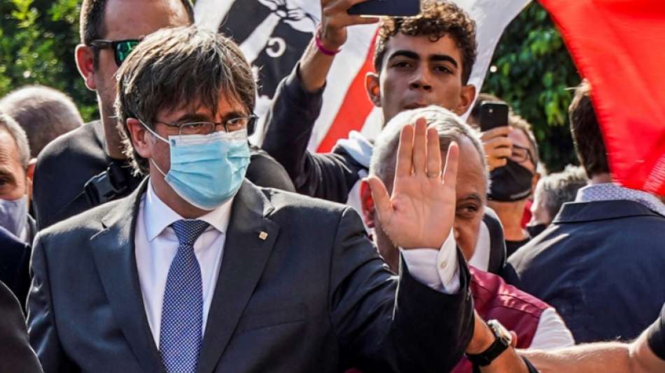 Katalanischer Ex-Regierungschef Puigdemont stellt sich der Justiz auf Sardinien