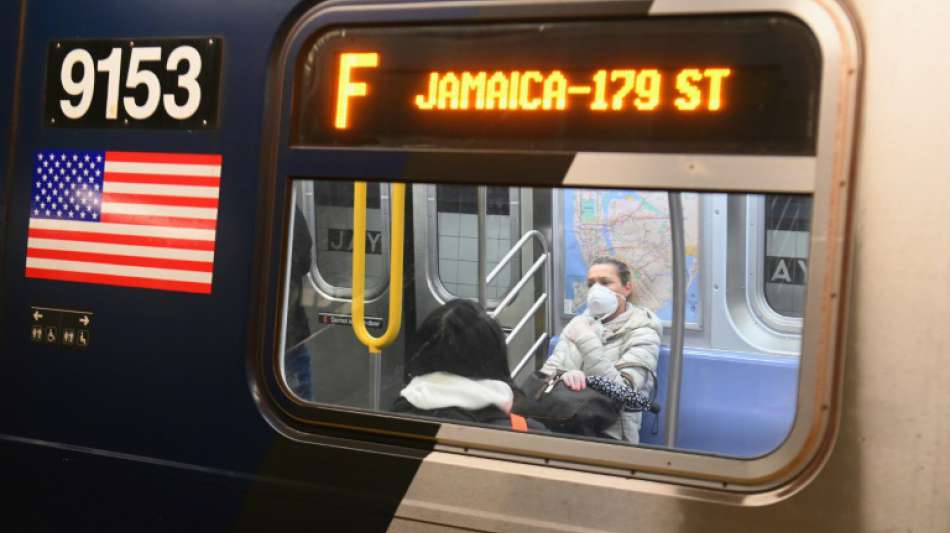 US-Behörden verhängen landesweite Masken-Pflicht in öffentlichen Verkehrsmitteln