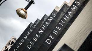 Traditionsreiche britische Kaufhauskette Debenhams erneut kurz vor der Pleite 