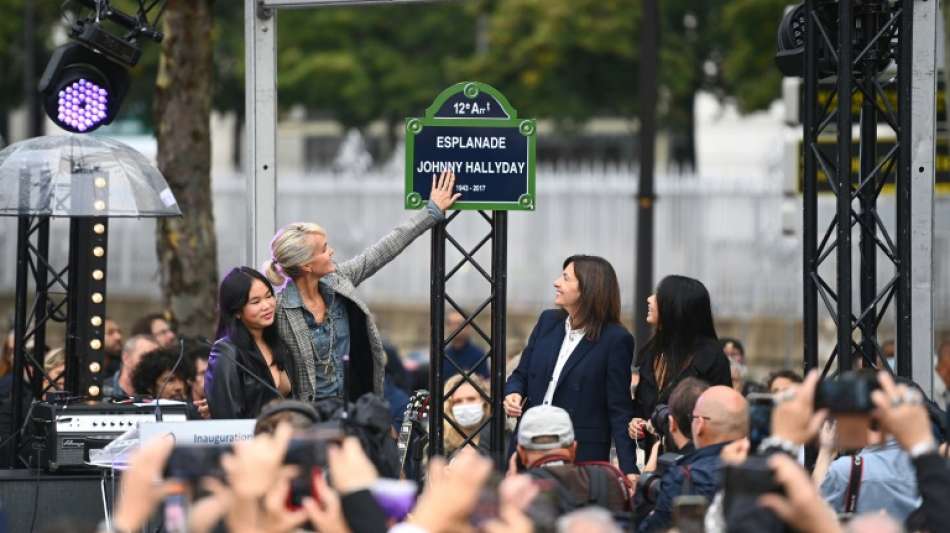 Rock-Ikone Johnny Hallyday bekommt Platz und Statue in Paris