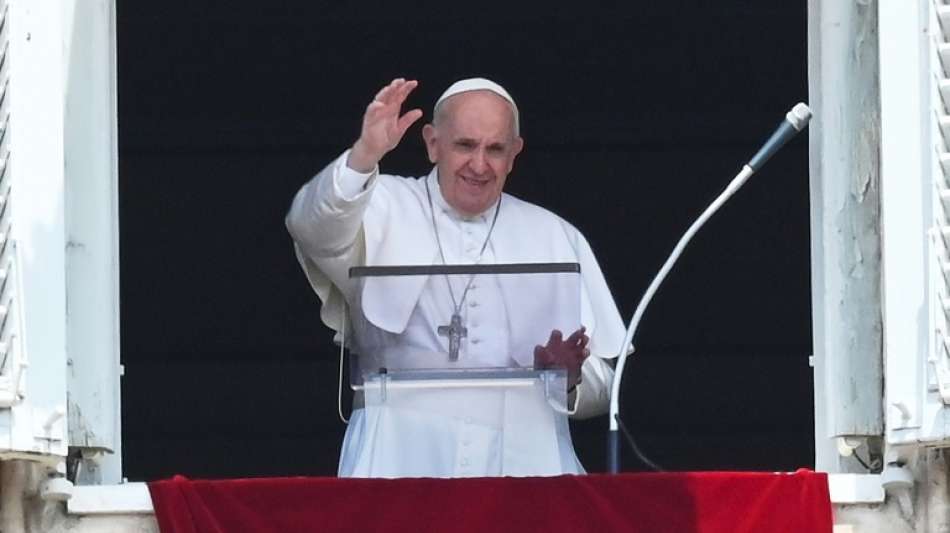 Berichte: Darm-OP beim Papst anders als geplant als offener Eingriff vorgenommen