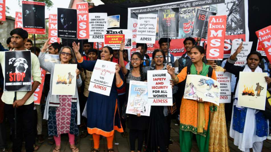 Massenproteste nach Vergewaltigung und Ermordung einer Tierärztin in Indien