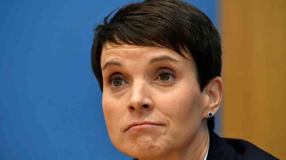 AfD Ex-Chefin Frauke Petry fabuliert von "Hexenjagd"