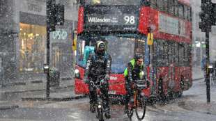 Britische Regierung will mit drei Milliarden Pfund den Busverkehr f&ouml;rdern